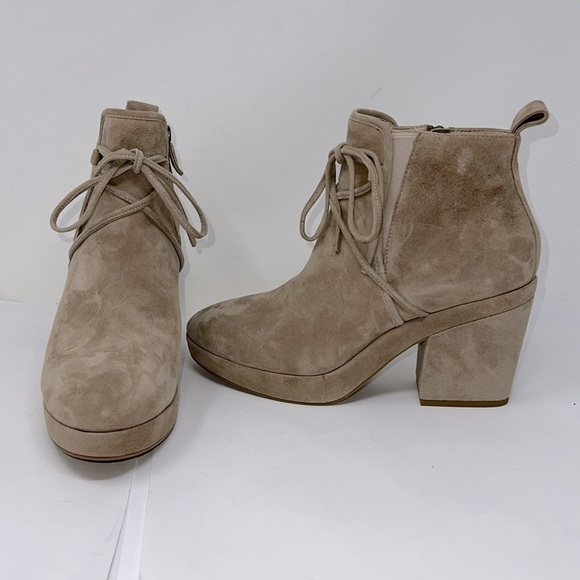 Eileen Fisher Sz 9 Laugh Ankle Boots Nubuck Suede in Dusk Bone - New - Picture 1 of 8
